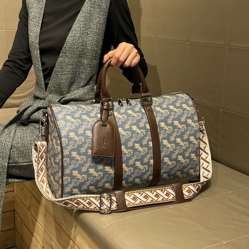 Leatherwork Designs - Stylish Designer Commuter Tote Diaper Bag