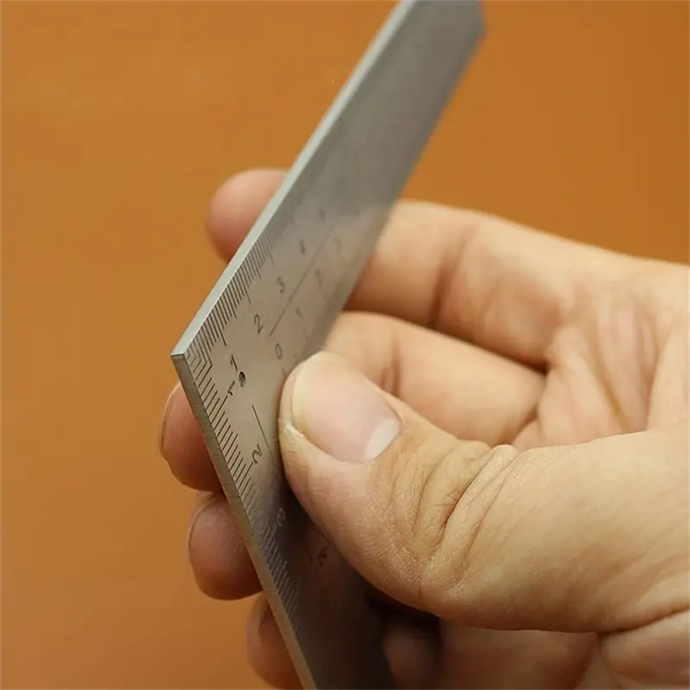 Mini Stainless Steel L-Shaped  - огляд і ціна Leatherwork Ruler