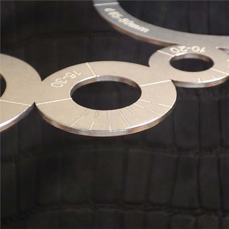 Round Punch Included-Leatherwo - огляд і ціна Leatherwork Essentials